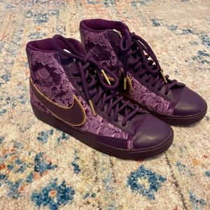 Women’s Nike blazer mid high top